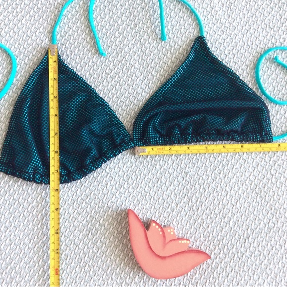 👙NWOT Adjustable Bikini Top - Picture 2 of 5